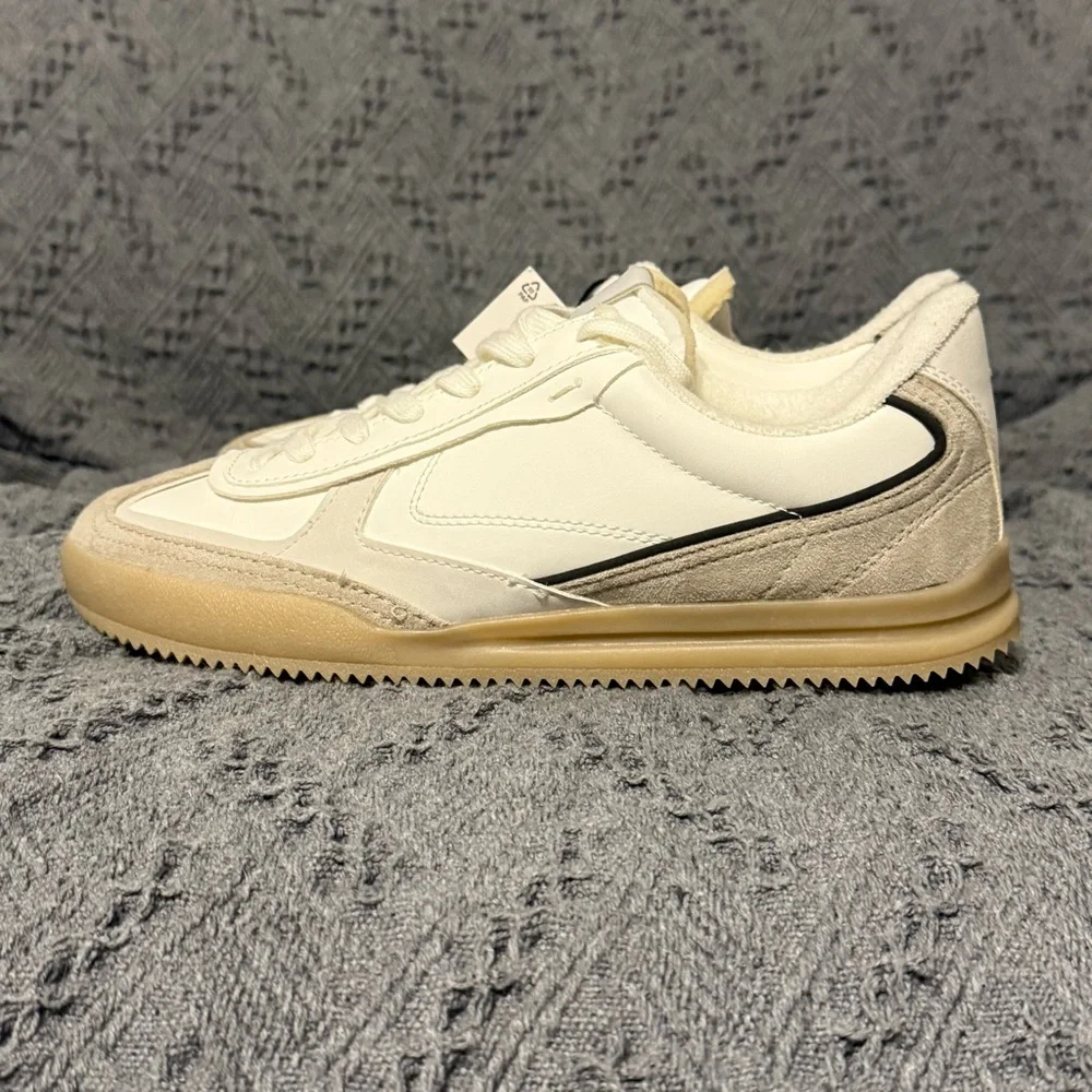 ZARA Men’s Retro-Style Sneakers (multicolor)